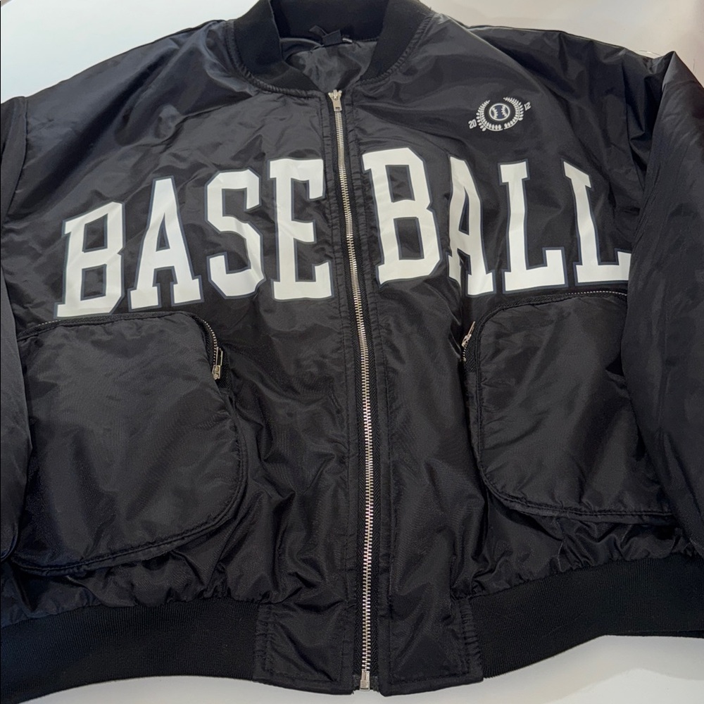 PrettyLittleThing Black Varsity‎ Bomber Jacket